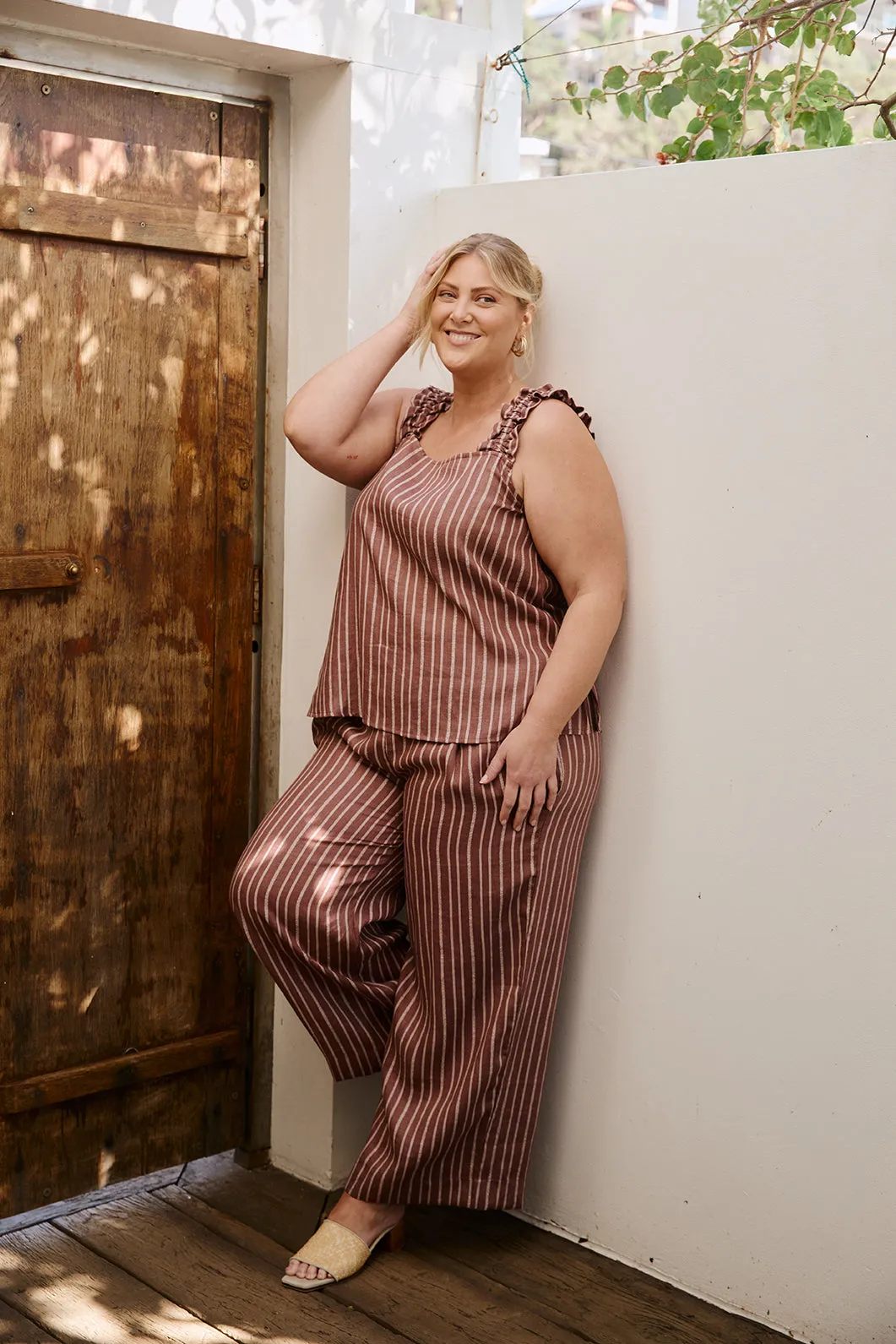 Liliana Linen Wide Leg Pant in Nutmeg