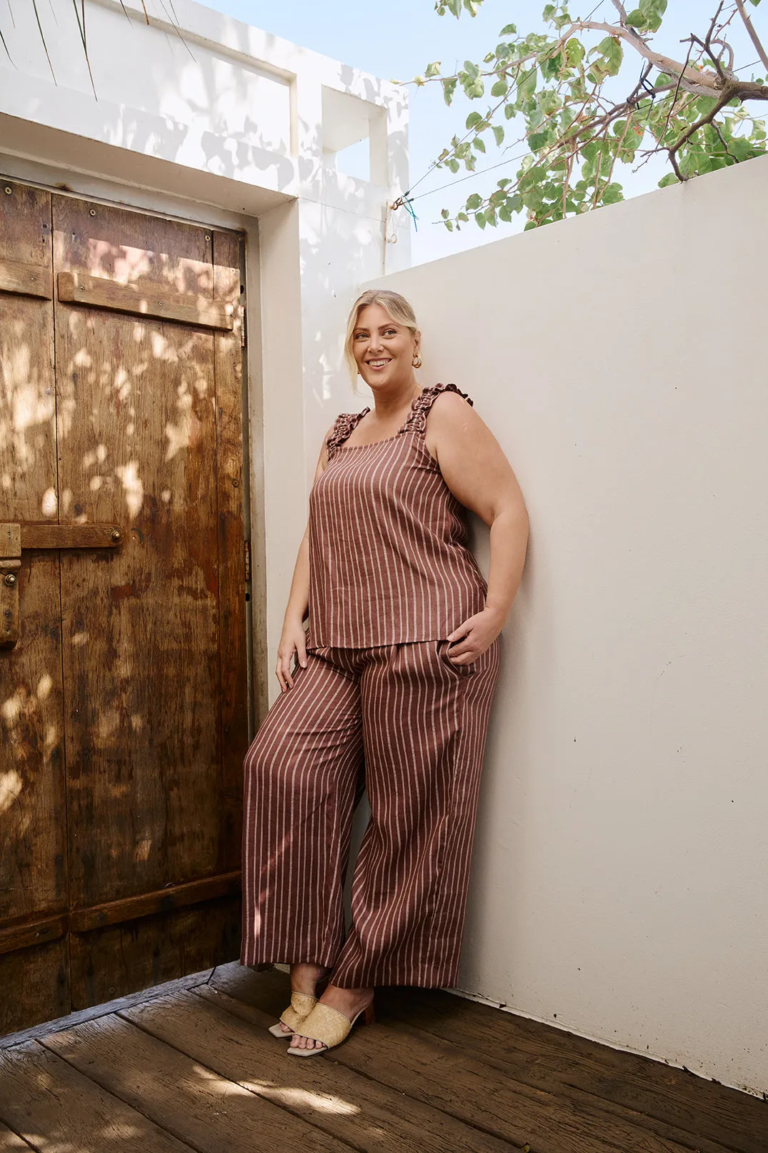 Liliana Linen Wide Leg Pant in Nutmeg