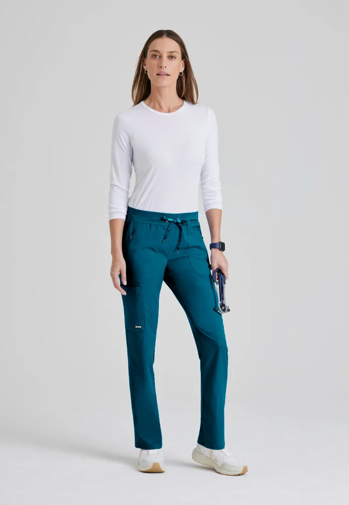 Petite Elevate 6-Pocket Mid-Rise Straight Leg Scrub Pant